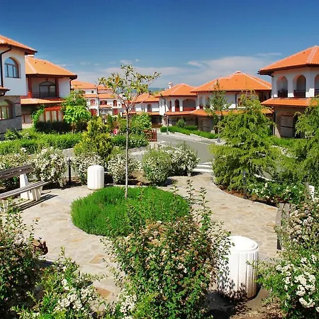 The Vineyards Boutique & 포마리