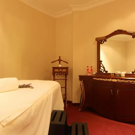 Hotel The Vineyards Boutique & Aheloy