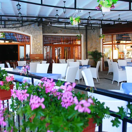 호텔 The Vineyards Boutique &