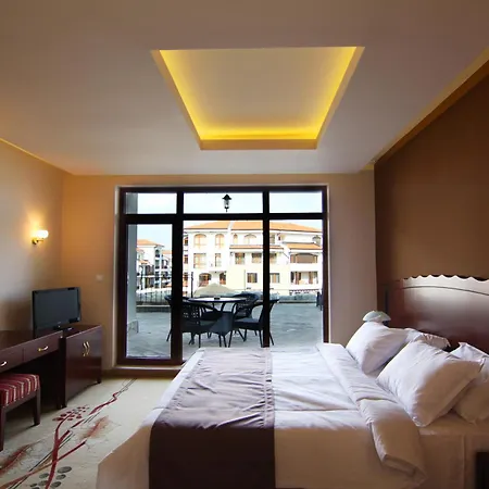 The Vineyards Boutique & 호텔 4*